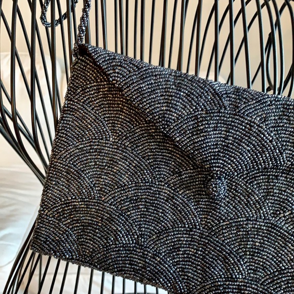 Handmade handbag from Bali - Picture 2 of 4